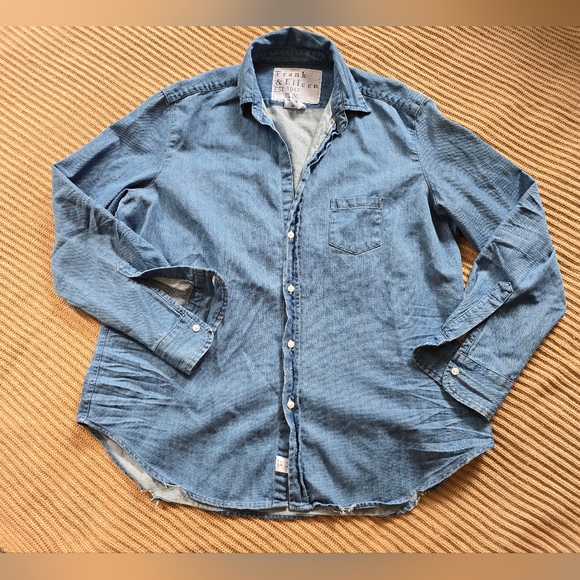 Frank & Eileen Barry Button Up Shirt - Picture 4 of 14